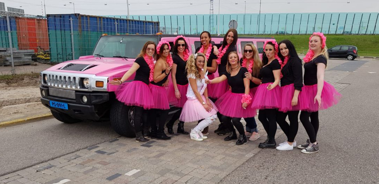 Sweet Sixteen Hummer Limousine Huren Nederland