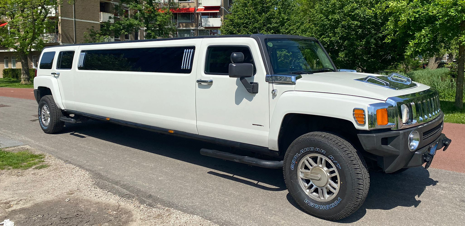 Hummer H3 Limousine